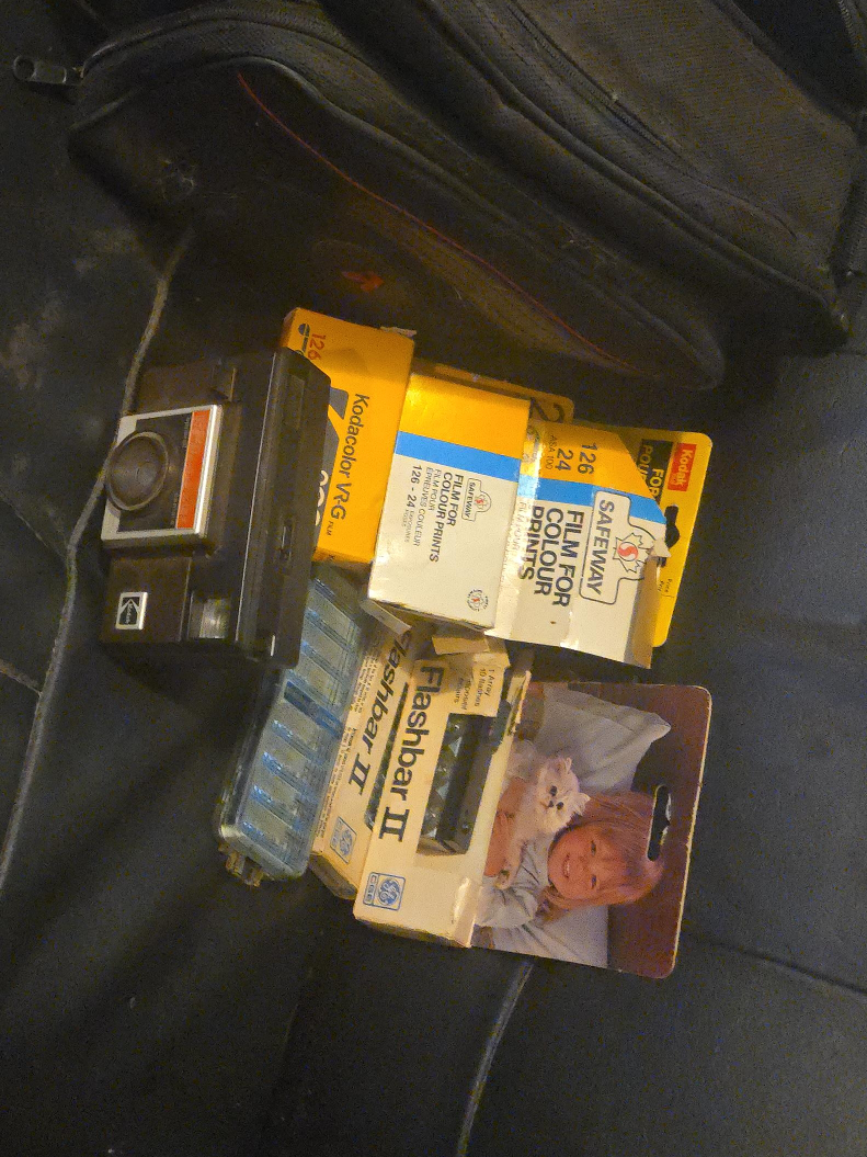 Vintage Kodak Instamatic X-15F Camera & Film thumbnail