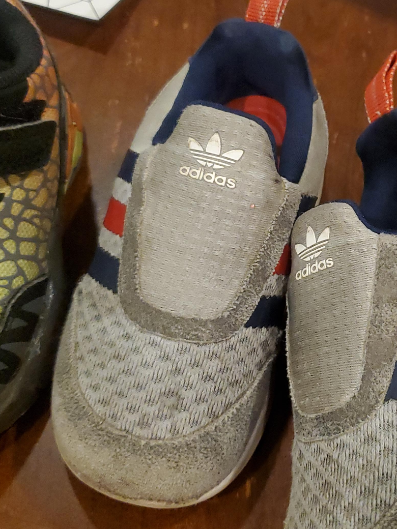 Adidas Kids Gray Slip-On Shoes size 6 thumbnail