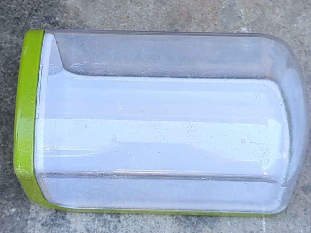 Plastic  butter holder thumbnail