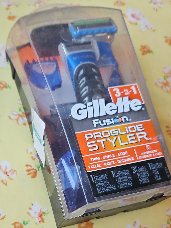 Gillette Brand new ProGlide Styler Never used 3 in . thumbnail