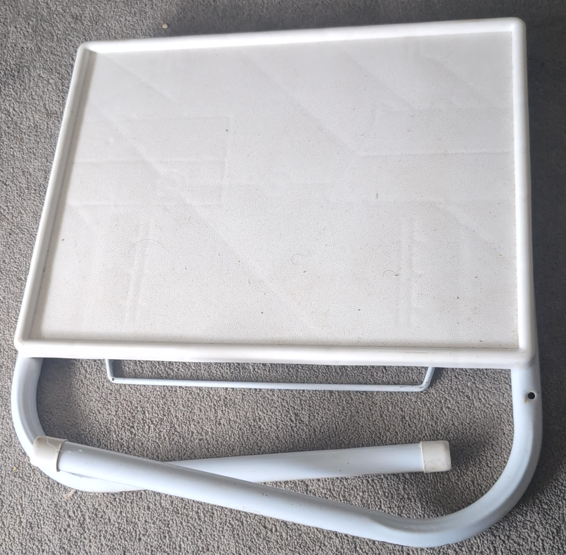 White Folding Table Mate
