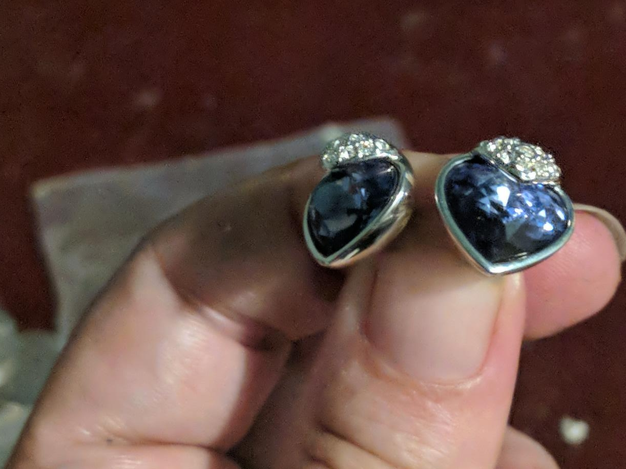 Heart-Shaped purple Crystal Earrings thumbnail