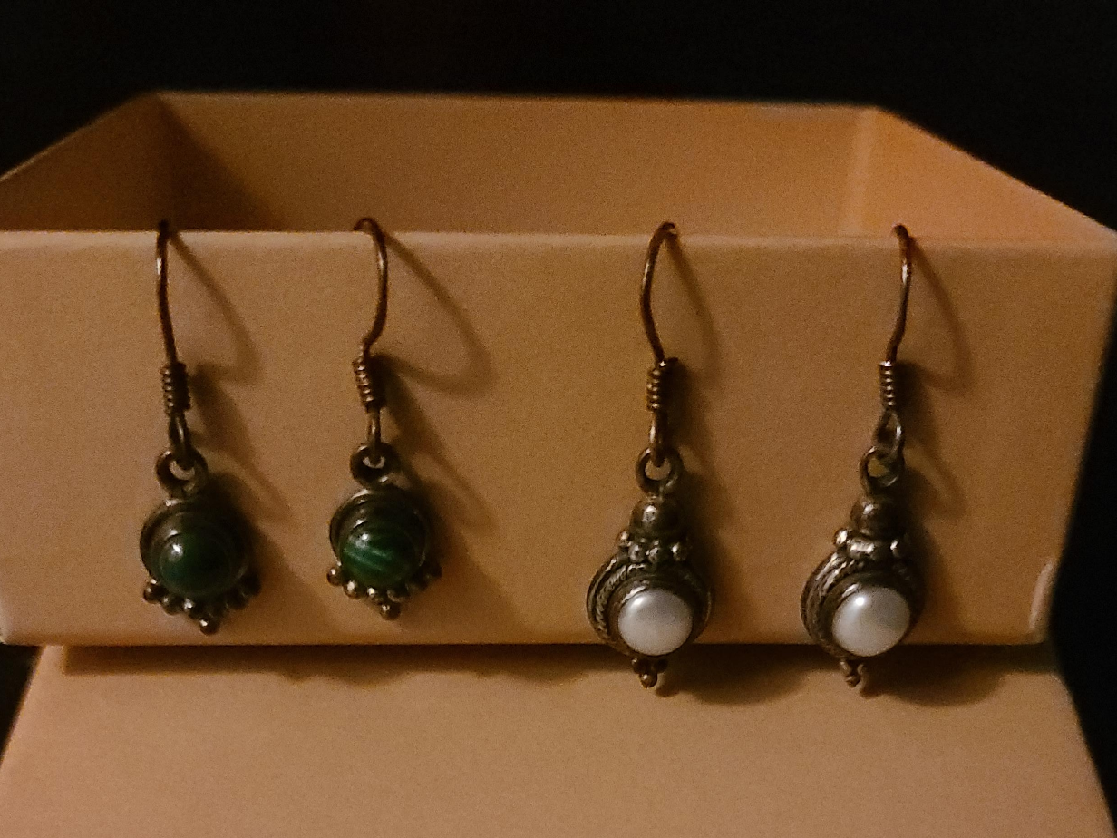 Leah Alexandra Earrings Set thumbnail