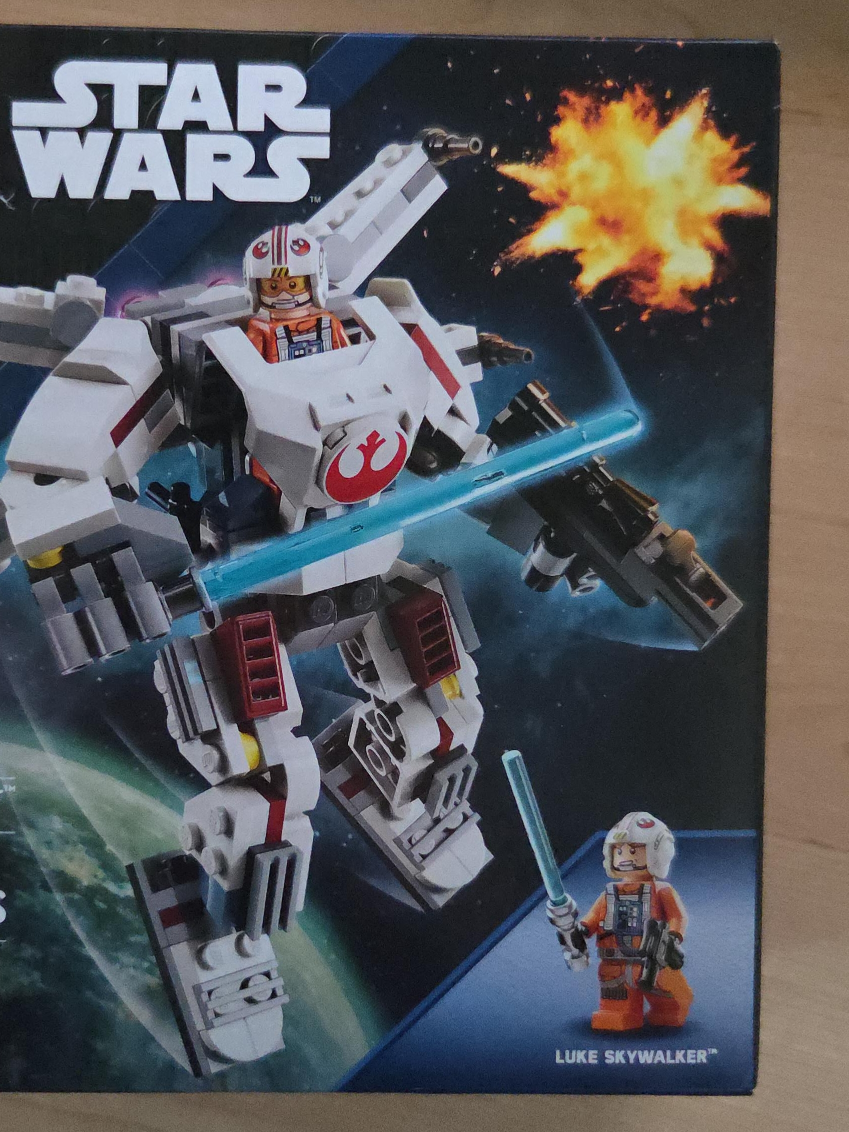 LEGO Star Wars Luke Skywalker Mech 75390 thumbnail