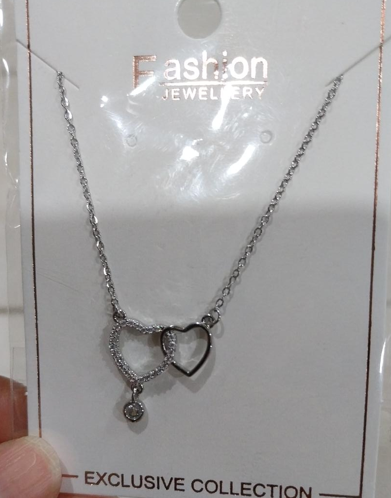 Fashion Jewelry Silver Heart Necklace thumbnail