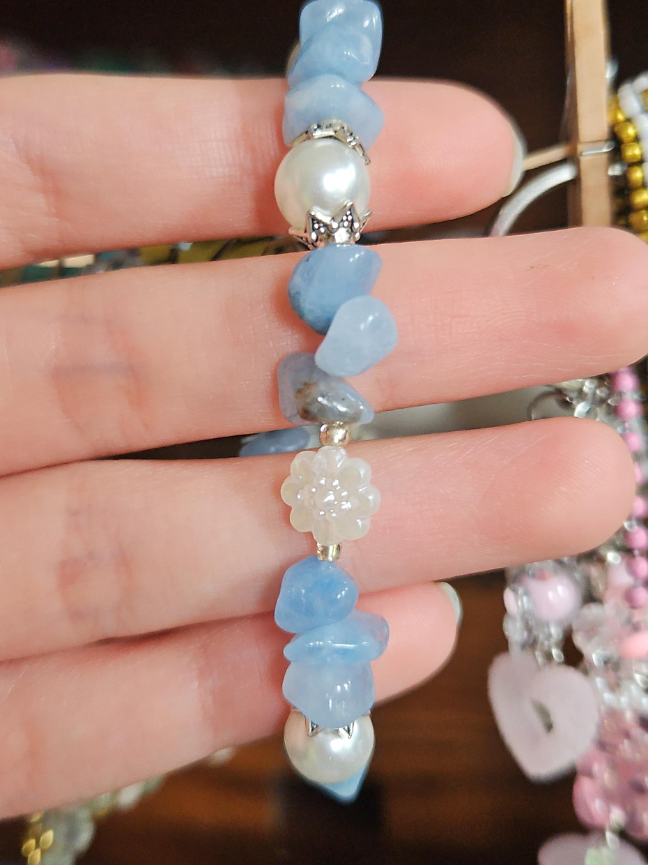 Blue Stone & Pearl Beaded Bracelet thumbnail