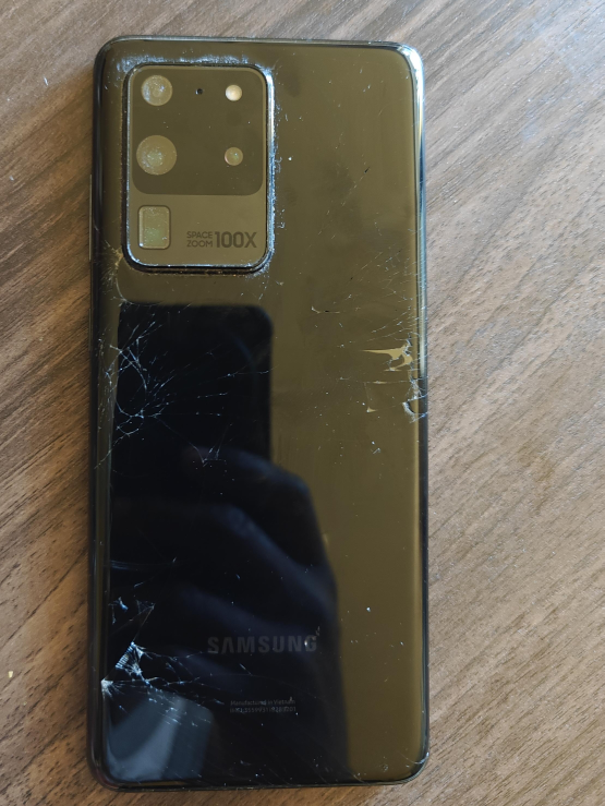 Samsung Galaxy S20 Ultra - Cracked Screen image indicator(1)