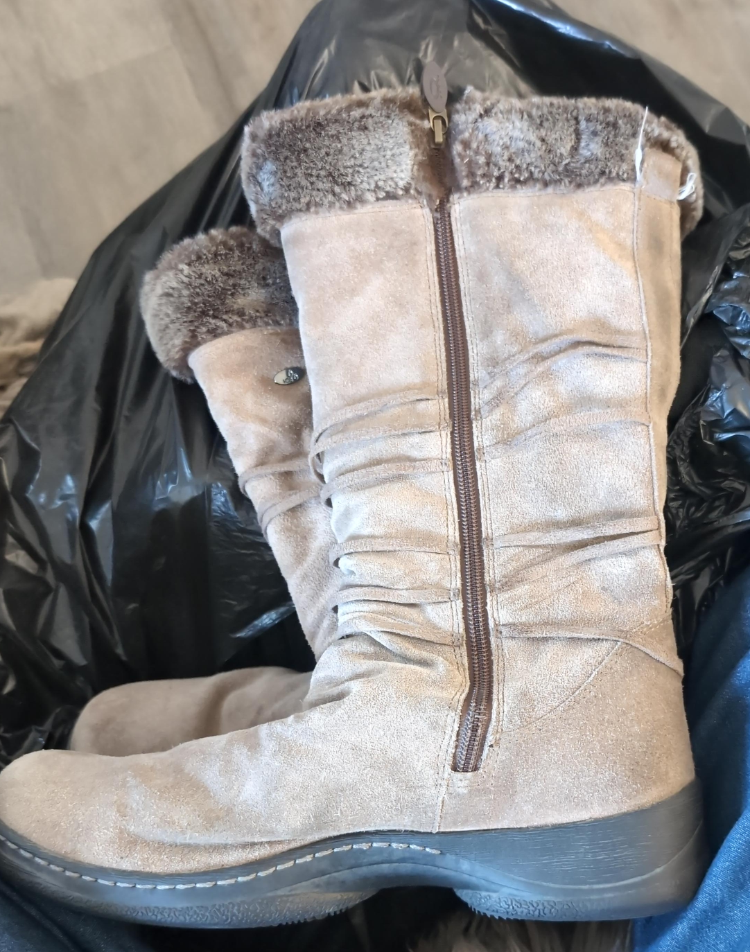 Denver Hayes Taupe Boots, Size 11M US or 9 UK thumbnail