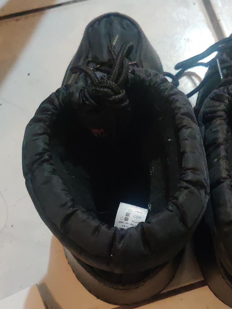 Black Winter Boots