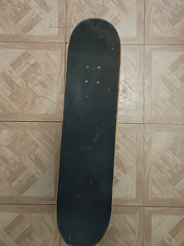 Skateboard thumbnail