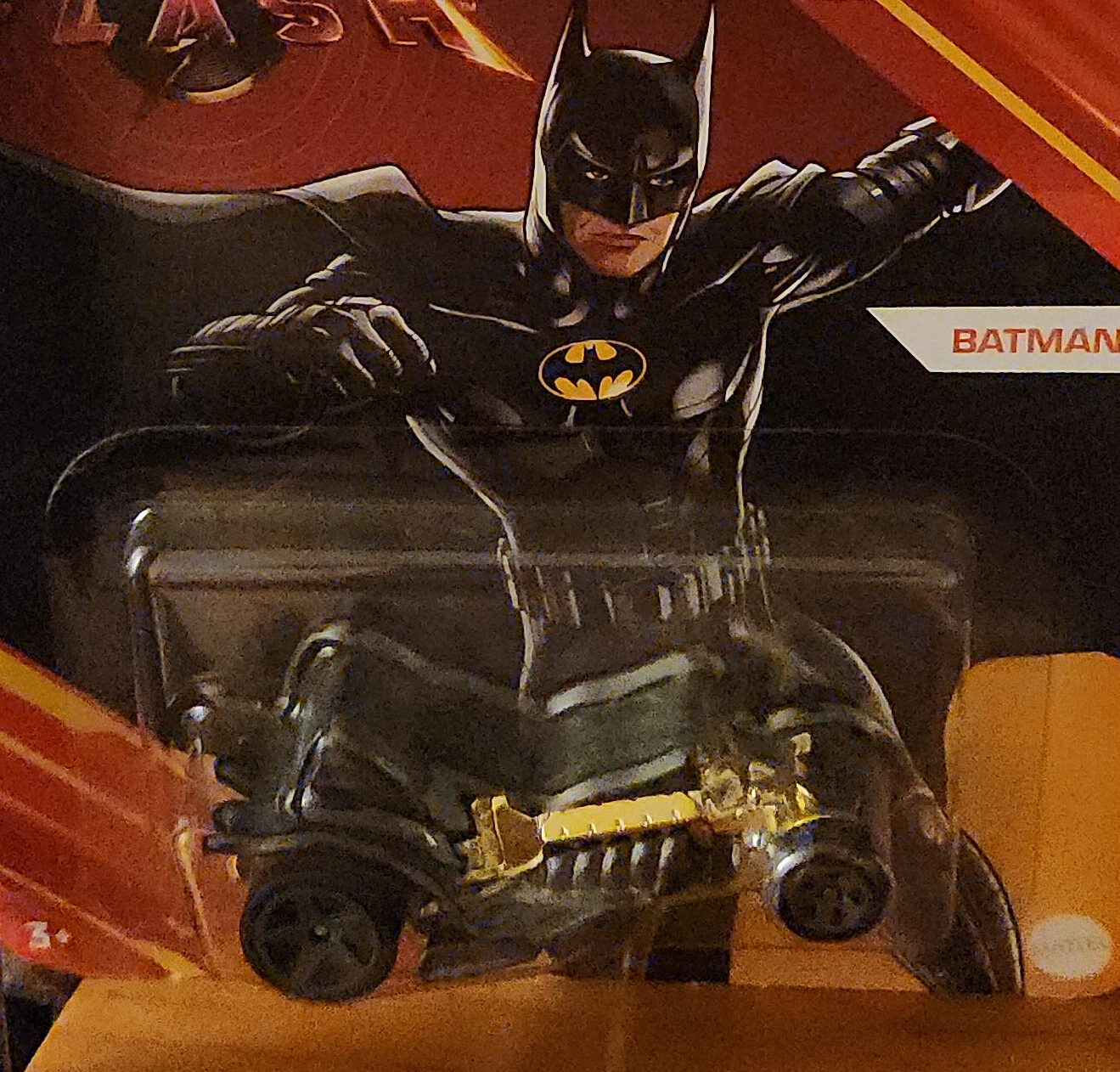 Batman Hot Wheels The Flash Batmobile thumbnail