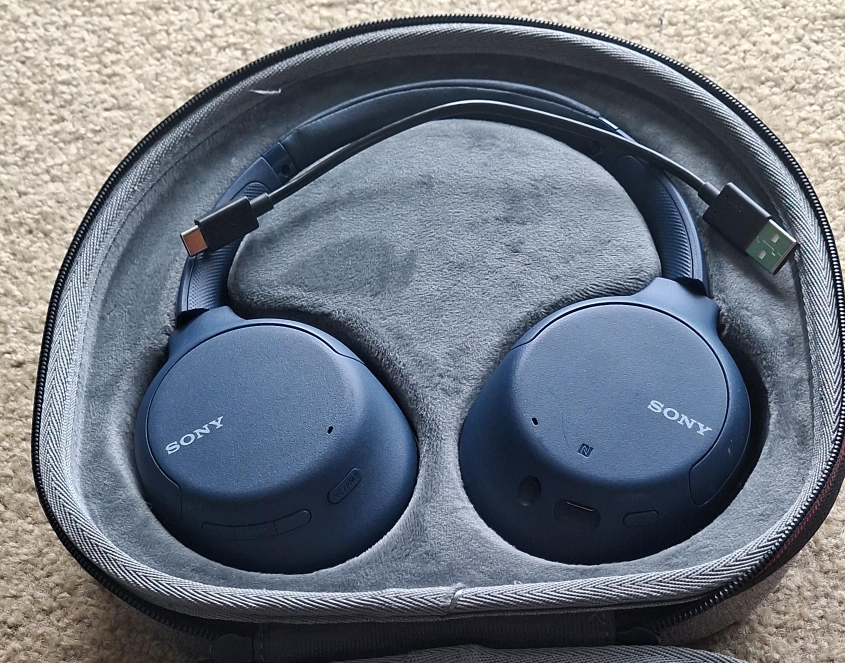 Sony WH-CH720N Wireless Noise Cancelling Headphones - Blue