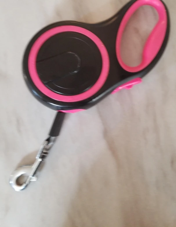 Retractable Dog Leash - Black & Pink thumbnail