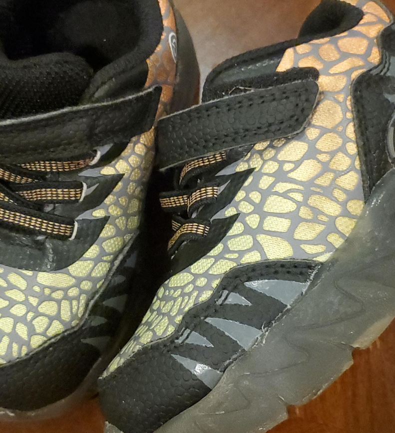 Black/Gold dinosaur Sneakers with lights! thumbnail
