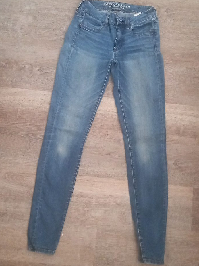 American Eagle Outfitters Jeans - Size 2 thumbnail