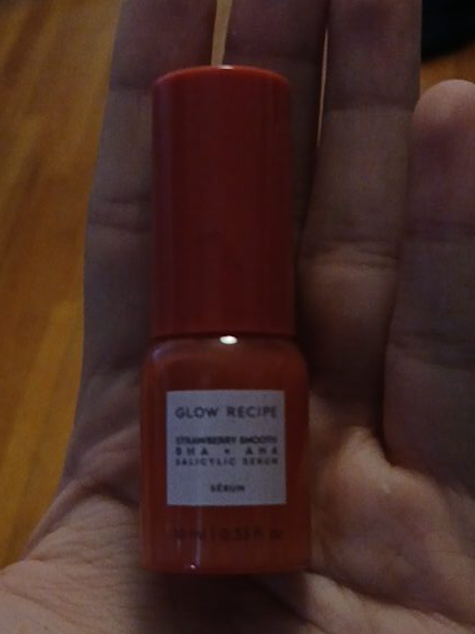 Glow Recipe Strawberry Smooth BHA + AHA Serum thumbnail
