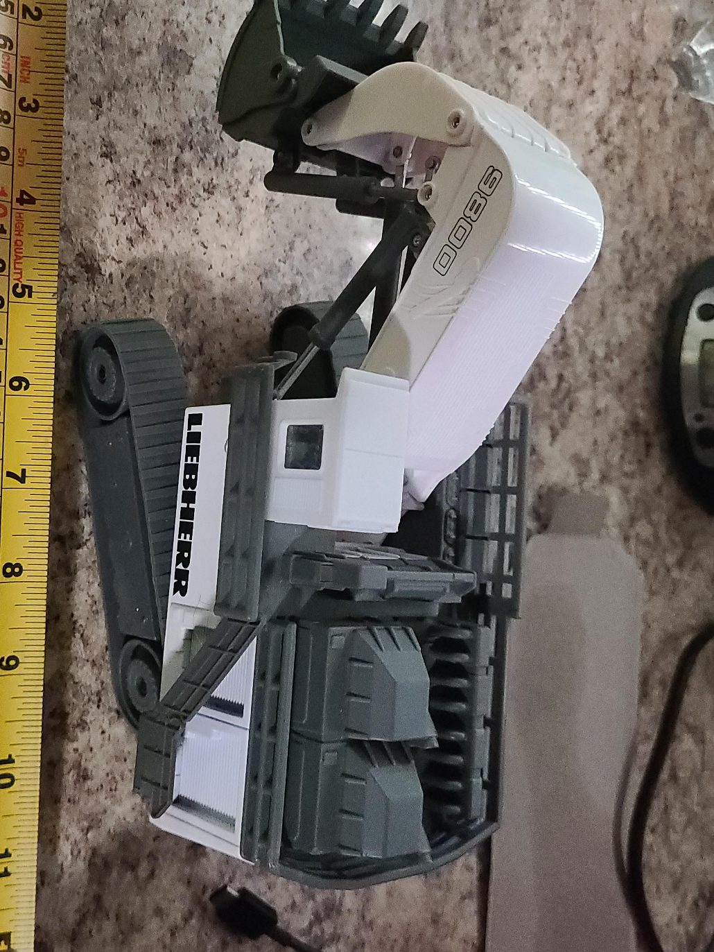 Liebherr 9800 Excavator Toy thumbnail