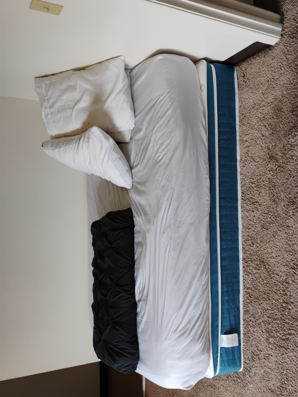 Bed with Pillows and Comforter thumbnail