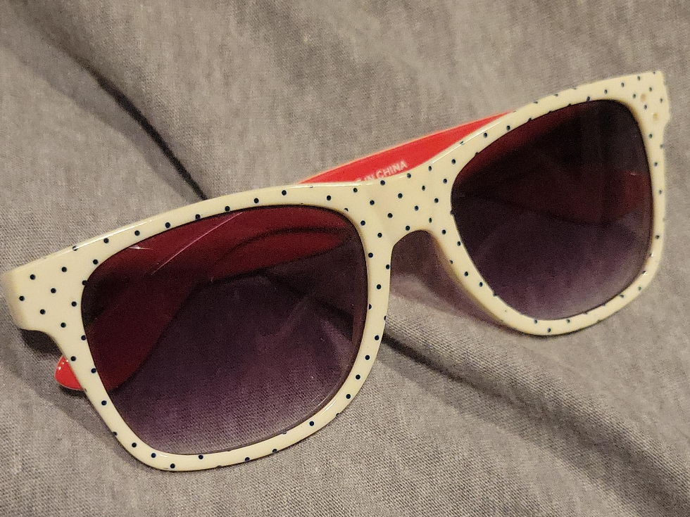 Polka Dot Sunglasses thumbnail