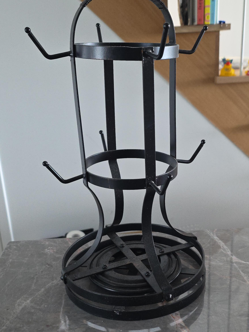 Black Metal Mug Rack Tree thumbnail