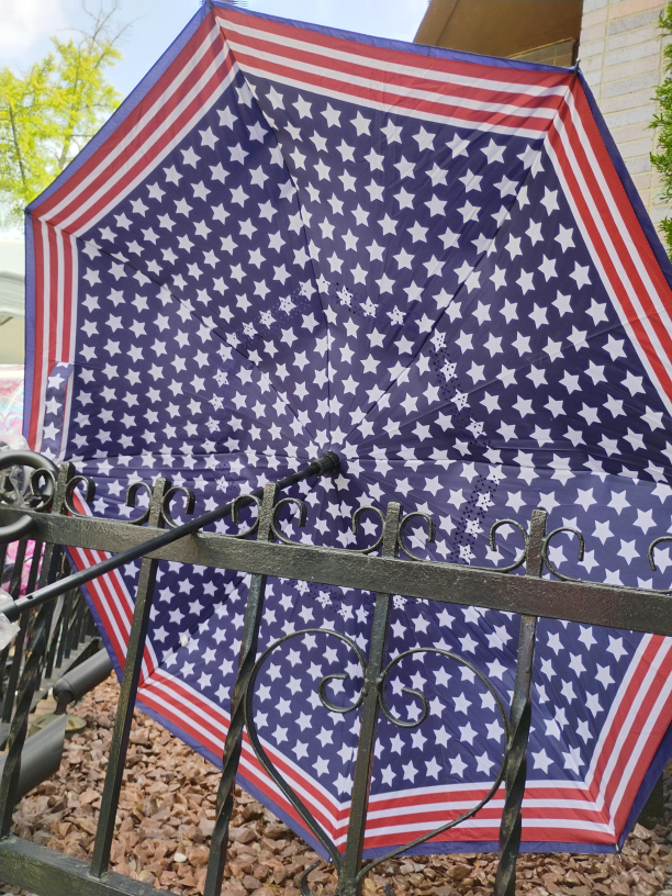 CloudNine Umbrellas Invert thumbnail