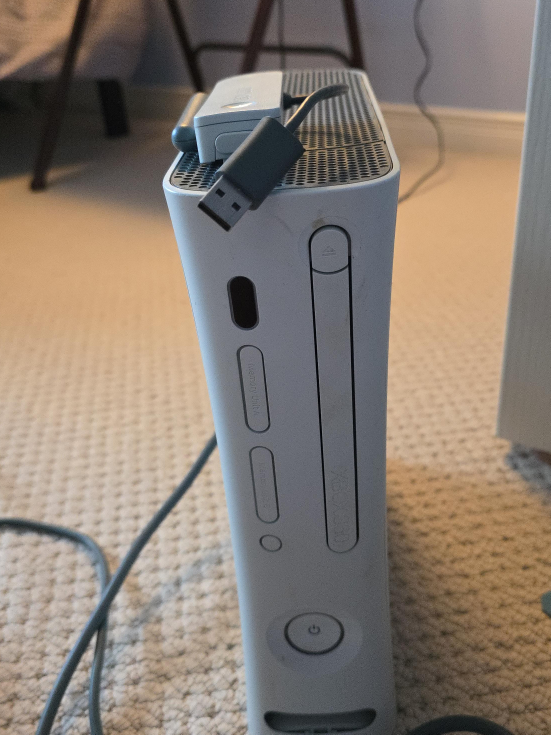 Xbox 360 Console thumbnail