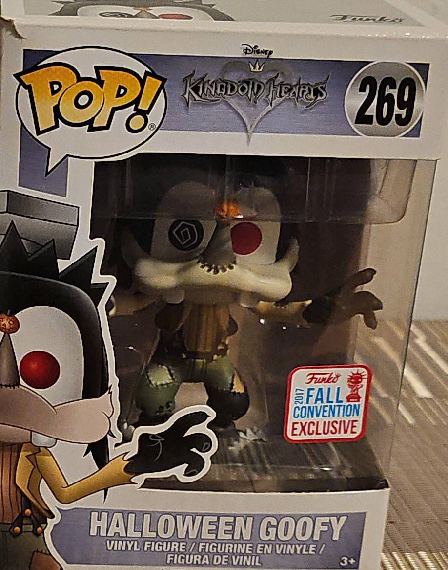Funko Pop! Disney Kingdom Hearts Halloween Goofy #269 thumbnail