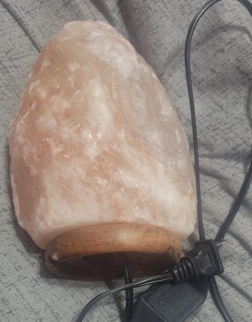 Himalayan Salt Lamp (CASHONLY) thumbnail