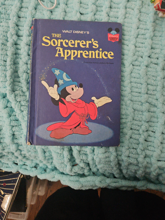 Walt Disney's The Sorcerer's Apprentice Book thumbnail