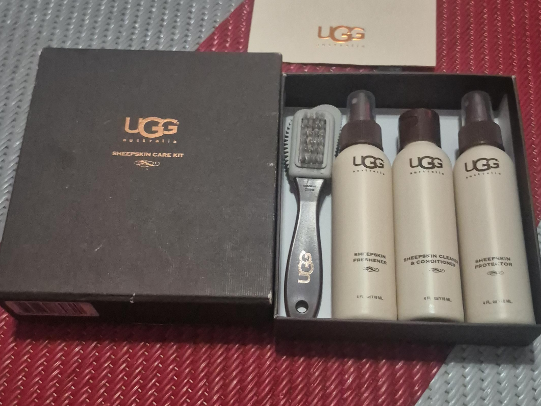 UGG Australia Sheepskin Care Kit