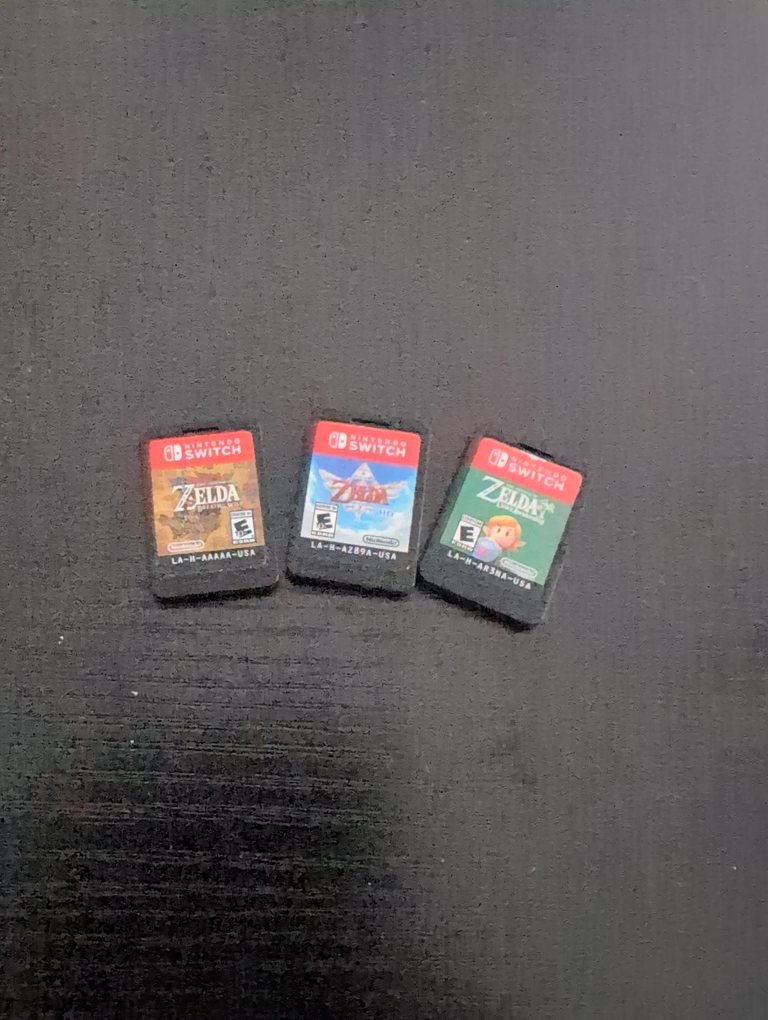 Nintendo Switch Zelda Game Cartridges ONLY! thumbnail