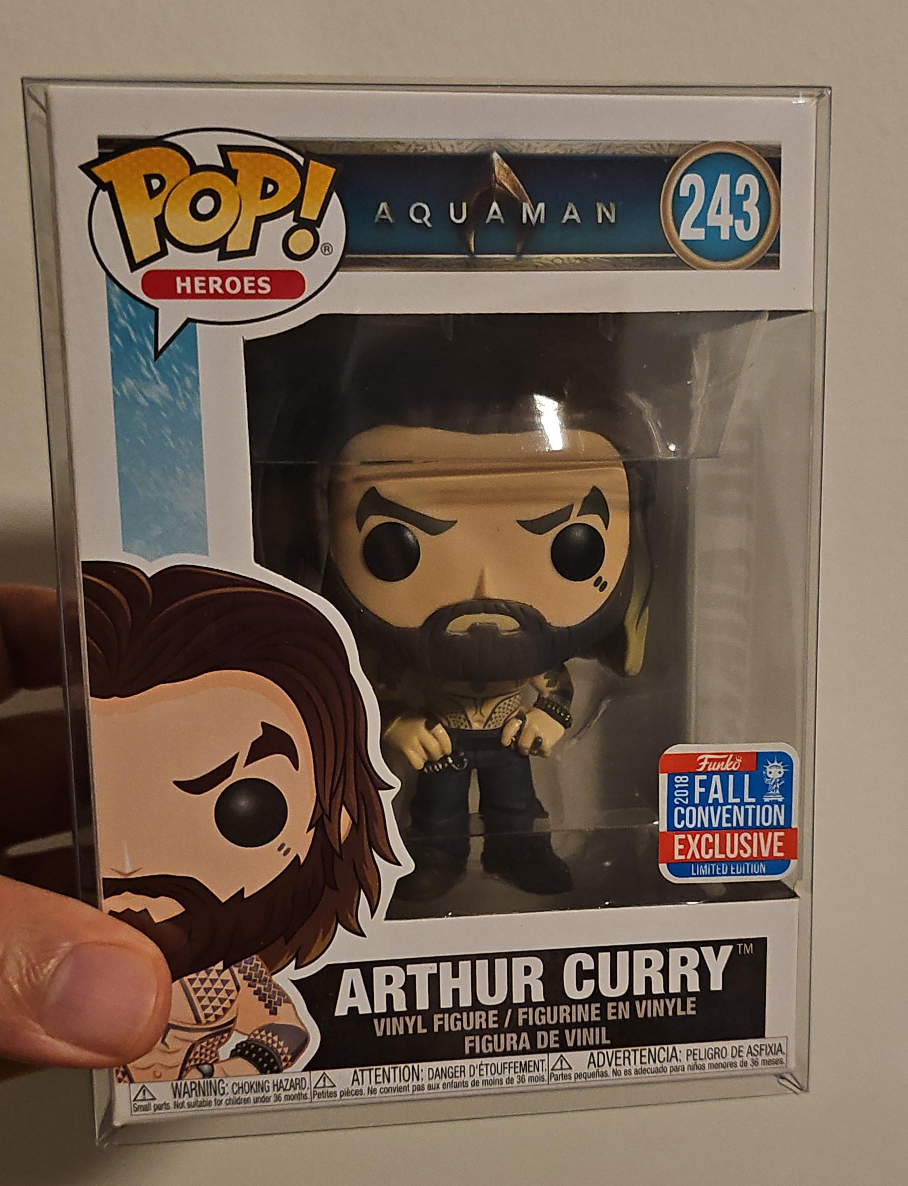 Funko Pop! Heroes Aquaman Arthur Curry #243 thumbnail