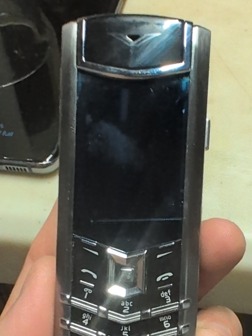 Vertu Luxury Mobile Phone