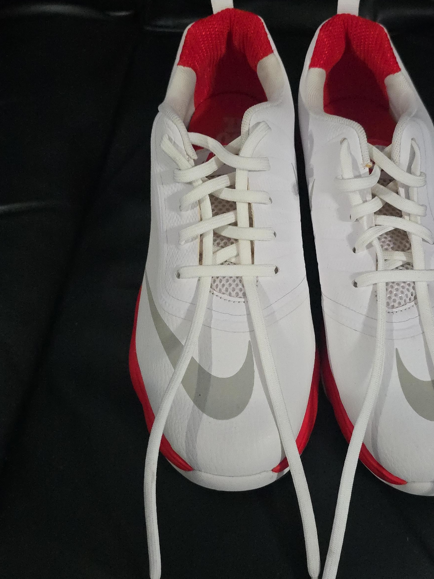 Nike Golf Shoes - White & Red cleats thumbnail