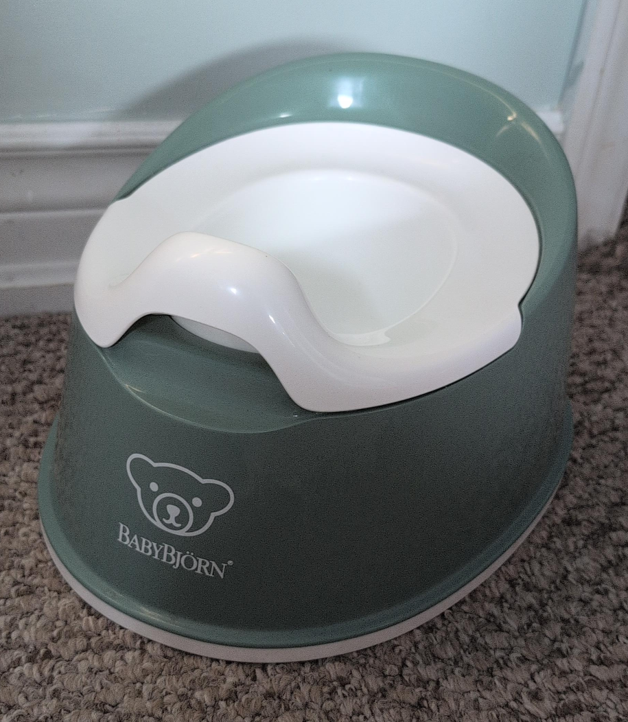 BabyBjörn Potty Chair - Great Condition!