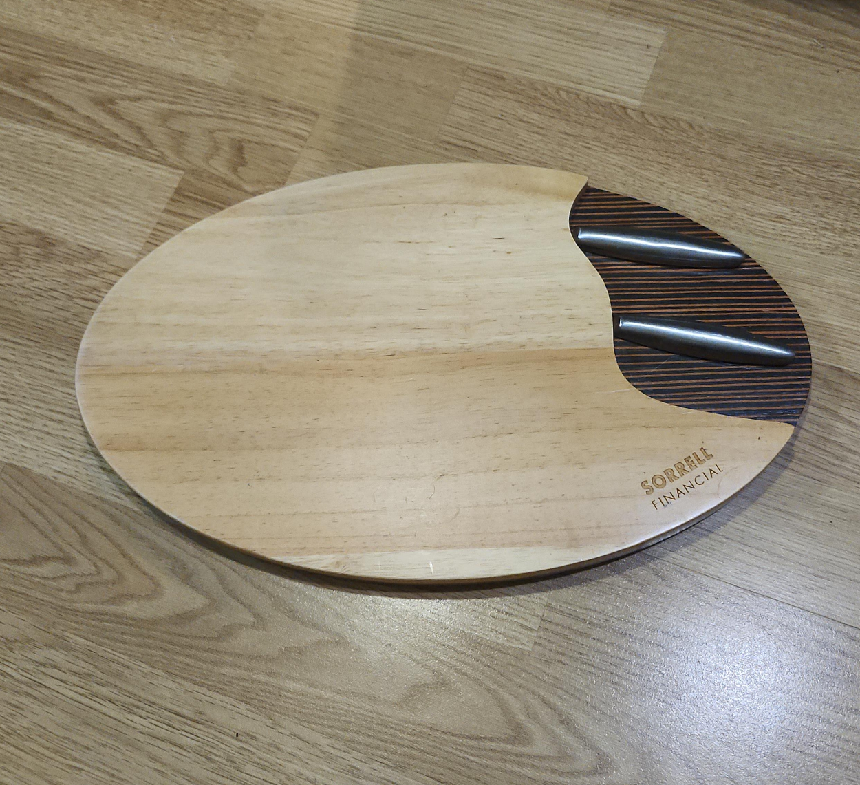 Sorrell Financial Cheese Board with Knives thumbnail