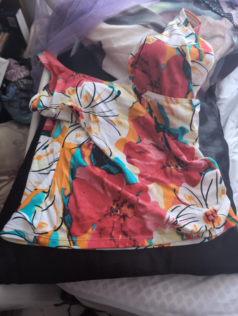 Floral Print Swimsuit Top thumbnail
