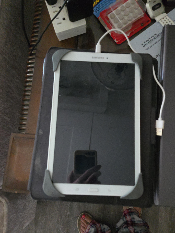 Samsung Galaxy Tab A, Model SM-T560NU, 16GB thumbnail