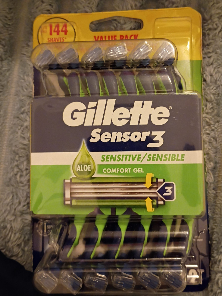 Gillette Sensor3 Sensitive Comfort Gel Razor Refills  144 Shaves