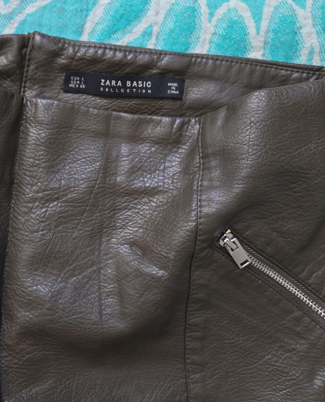 Zara Basic Collection Faux Leather Skirt - Size Medium thumbnail