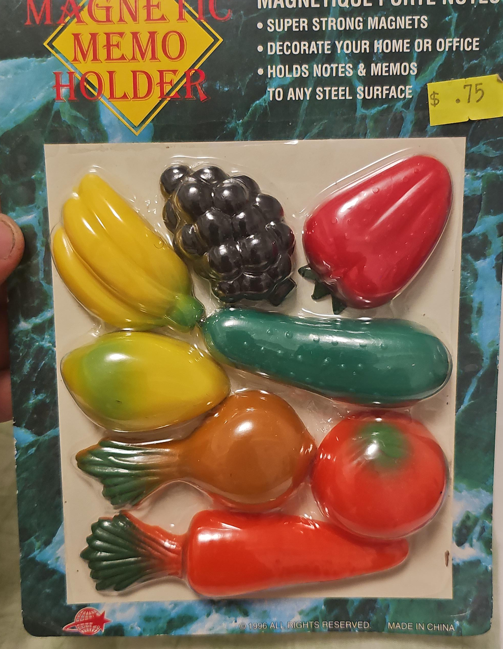 Vintage 1996 Magnetic Memo Holder - Fruit & Veggie Magnets thumbnail
