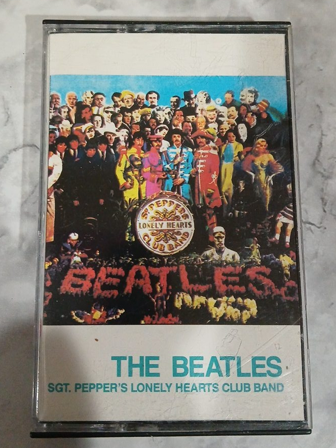The Beatles - Sgt. Pepper's Lonely Hearts Club Band Cassette thumbnail