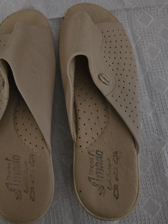 Imado Comfort Shoes - Size 8 thumbnail