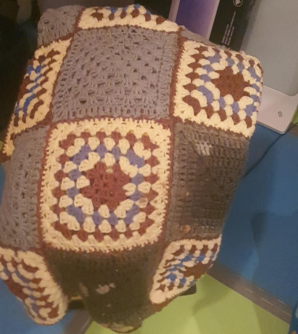Handmade Crochet Throw Blanket thumbnail
