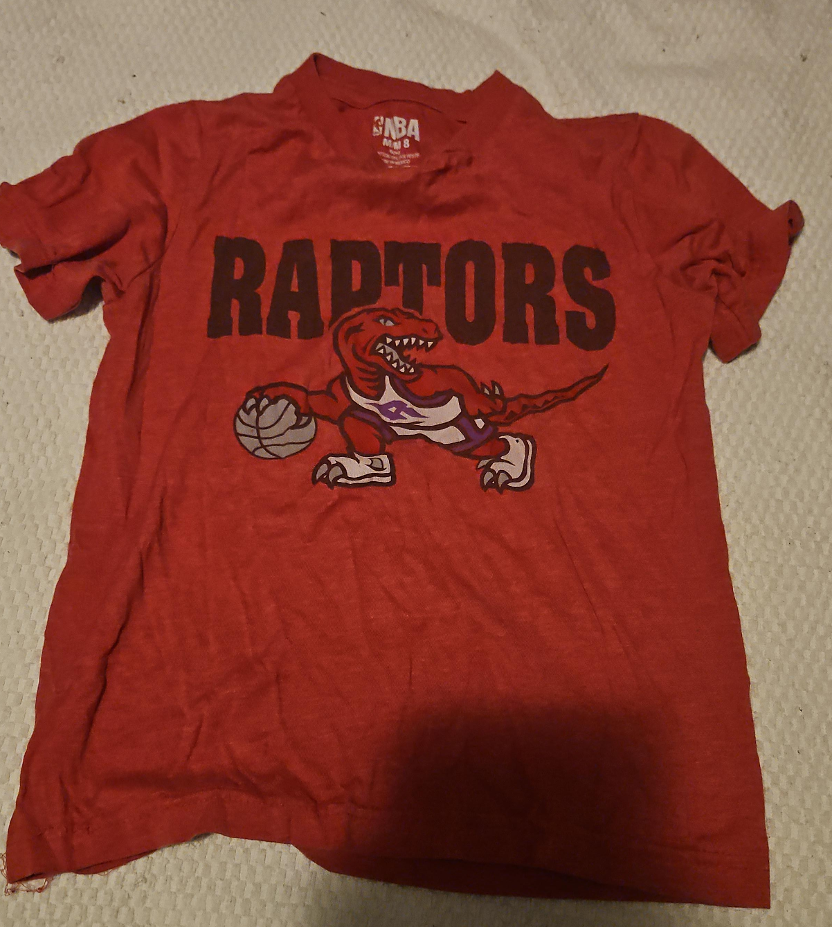 NBA Raptors Red T-shirt - Size M (8) thumbnail