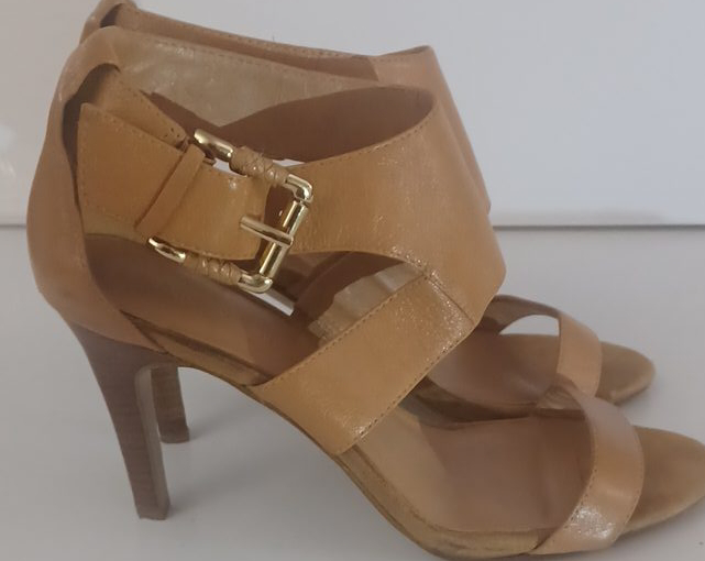 Nine West Tan Heels size 8M thumbnail