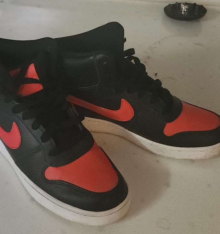 Nike Court Vision Mid Black/Red thumbnail