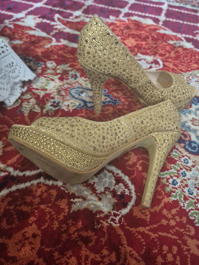 Gold Sparkly Heels