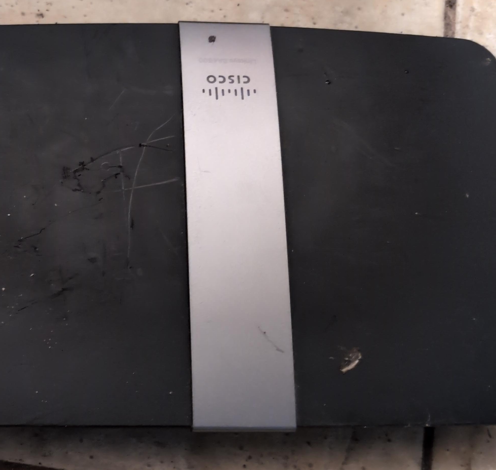 Cisco Linksys EA6500 Router thumbnail