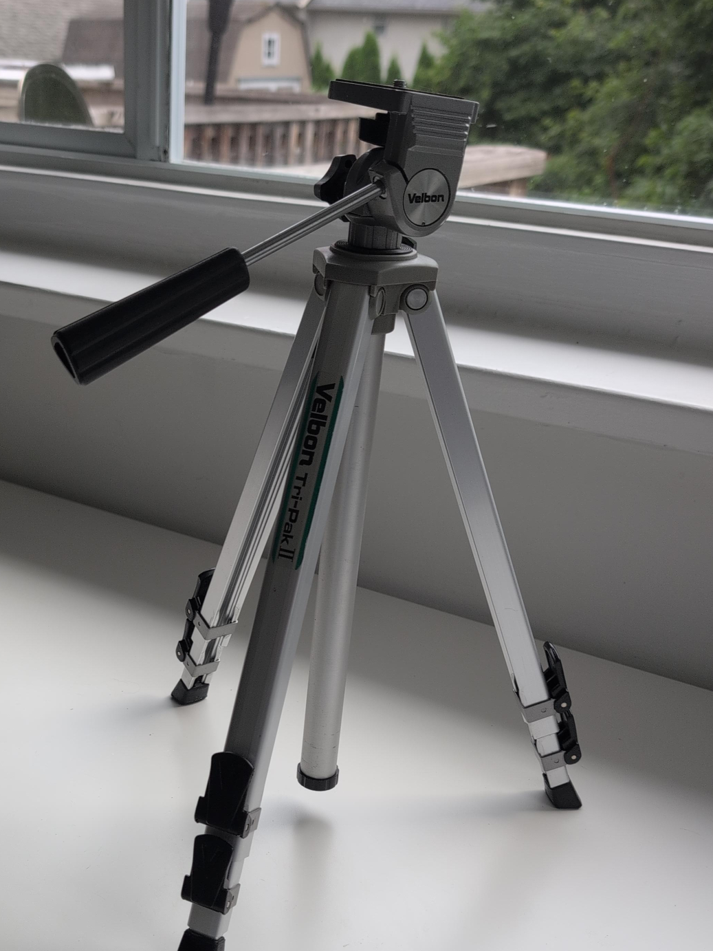 Velbon Tripak II Tripod thumbnail